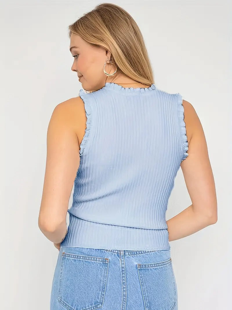 Evania – Elegancki top z falbanką i połyskiem